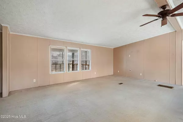 Carolina Shores, NC 28467,1111 Captains CT SW