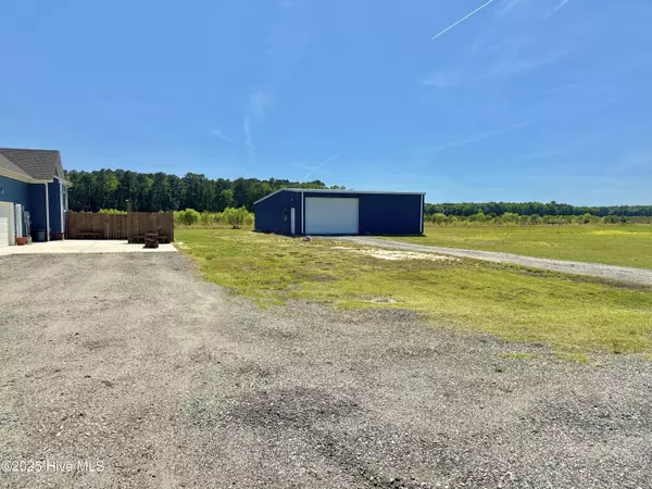 South Mills, NC 27976,432b Old Swamp RD