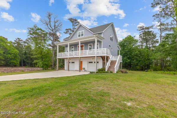 Sneads Ferry, NC 28460,315 Landon LN