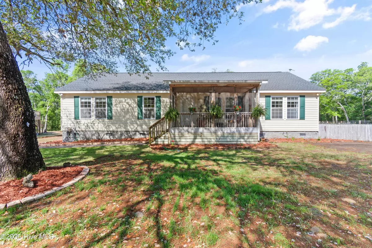 Supply, NC 28462,3181 Old Ferry RD SW