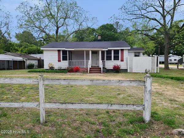 1657 Old Grantham RD, Goldsboro, NC 27530