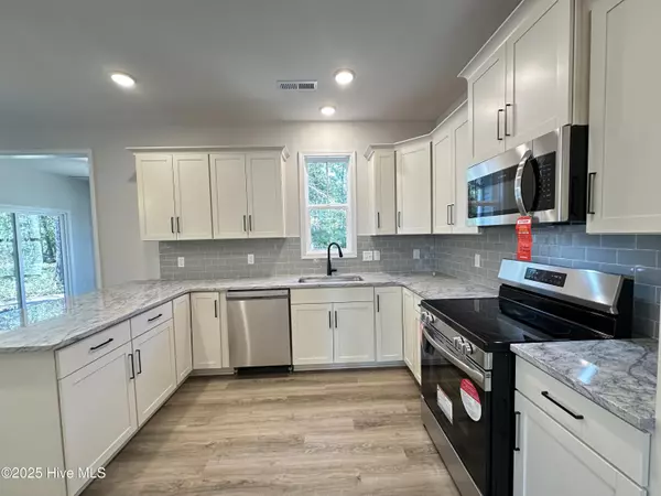 Shallotte, NC 28470,218 Country Club DR SW