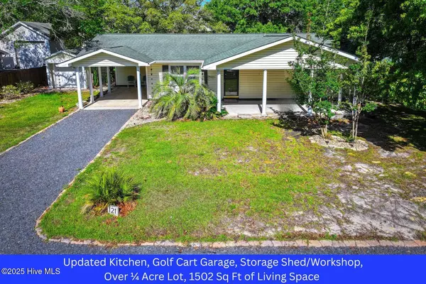 121 NW 1st ST, Oak Island, NC 28465