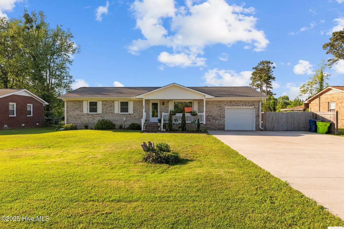 Havelock, NC 28532,215 Forest Hill DR