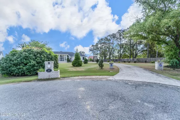 Aydlett, NC 27916,111 Waterway CT