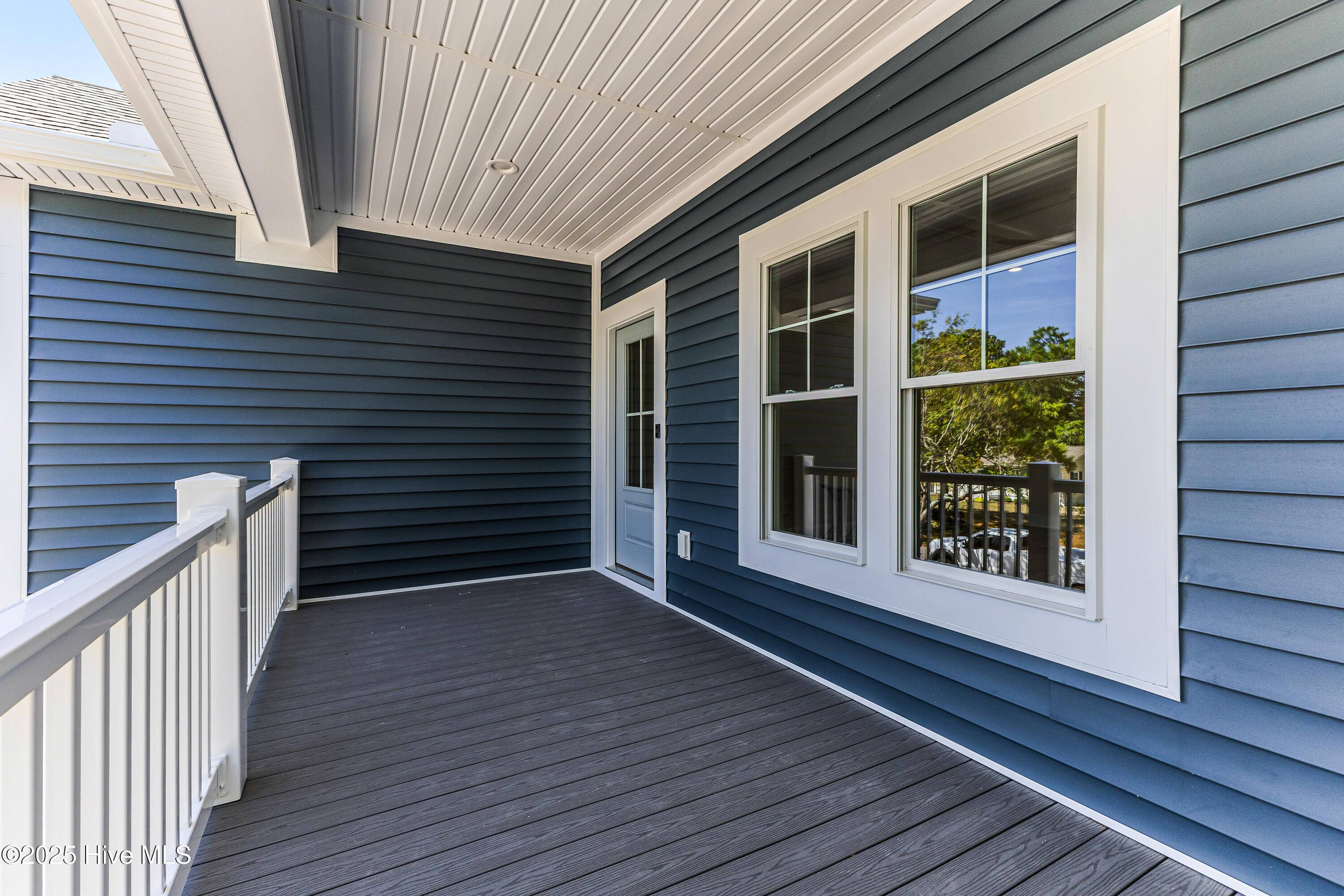Oak Island, NC 28465,229 NE 34th ST