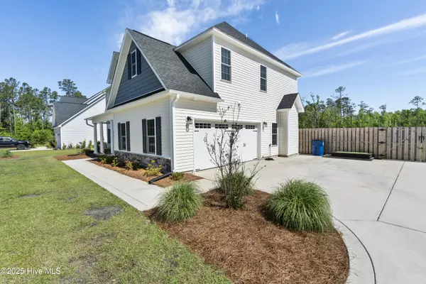 Rocky Point, NC 28457,274 W Broughton LN