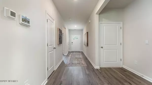 Ash, NC 28420,1210 Woodhouse DR NW