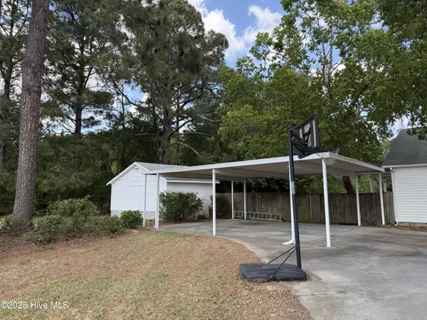 Lucama, NC 27851,5434 Us 301 S