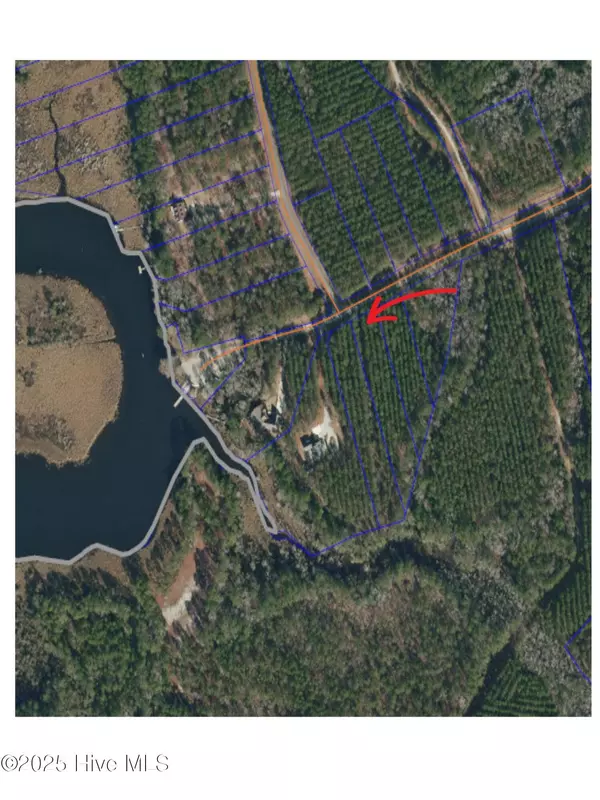 New Bern, NC 28560,3227 Lee Landing RD