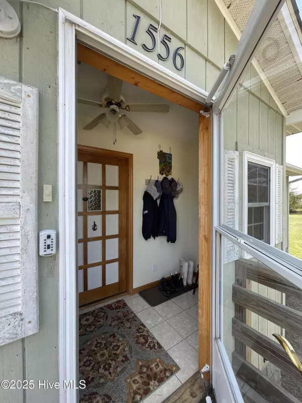 Engelhard, NC 27824,1556 Farrow Fork RD