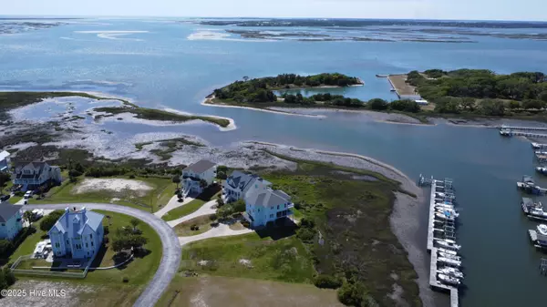 Harkers Island, NC 28531,110 Pintail LN