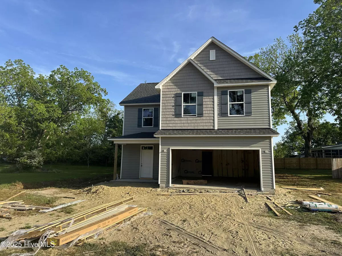 Burgaw, NC 28425,206 W Williams ST