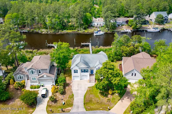 917 Hearthside CT, New Bern, NC 28560