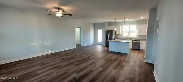 Maysville, NC 28555,623 Bright Harvest DR