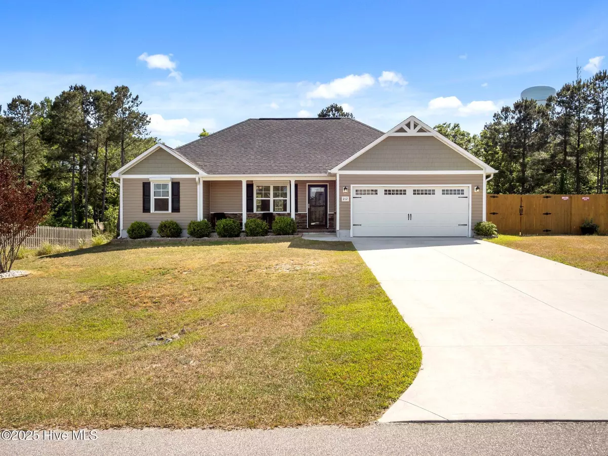 Hubert, NC 28539,212 Peaceful LN