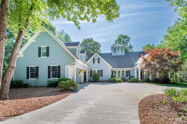 Hertford, NC 27944,105 N River CIR E
