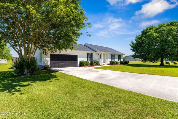 Richlands, NC 28574,214 Bennett LN