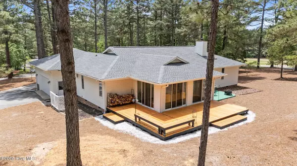 West End, NC 27376,180 Lancashire LN