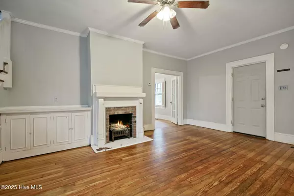 Wilson, NC 27893,903 Lee ST N