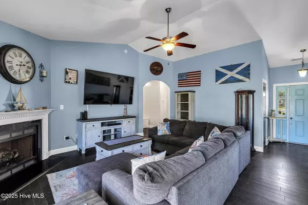 Holly Ridge, NC 28445,265 Hardison RD