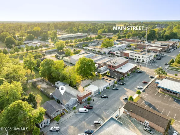 Burgaw, NC 28425,213 S Wright ST