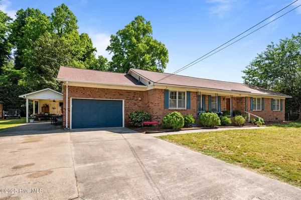 Washington, NC 27889,118 Hillcrest DR