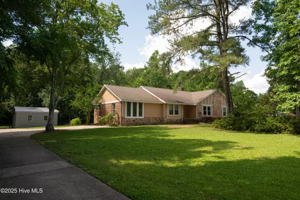 Jacksonville, NC 28546,107 Courtland DR