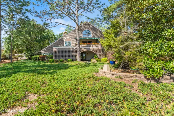 390 Diamondhead DR S, Pinehurst, NC 28374