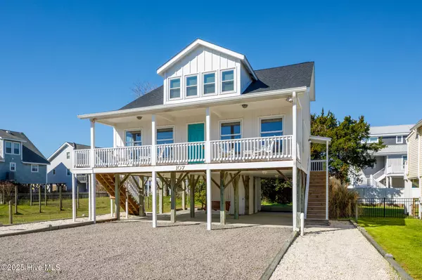 Holden Beach, NC 28462,107 Seagull DR