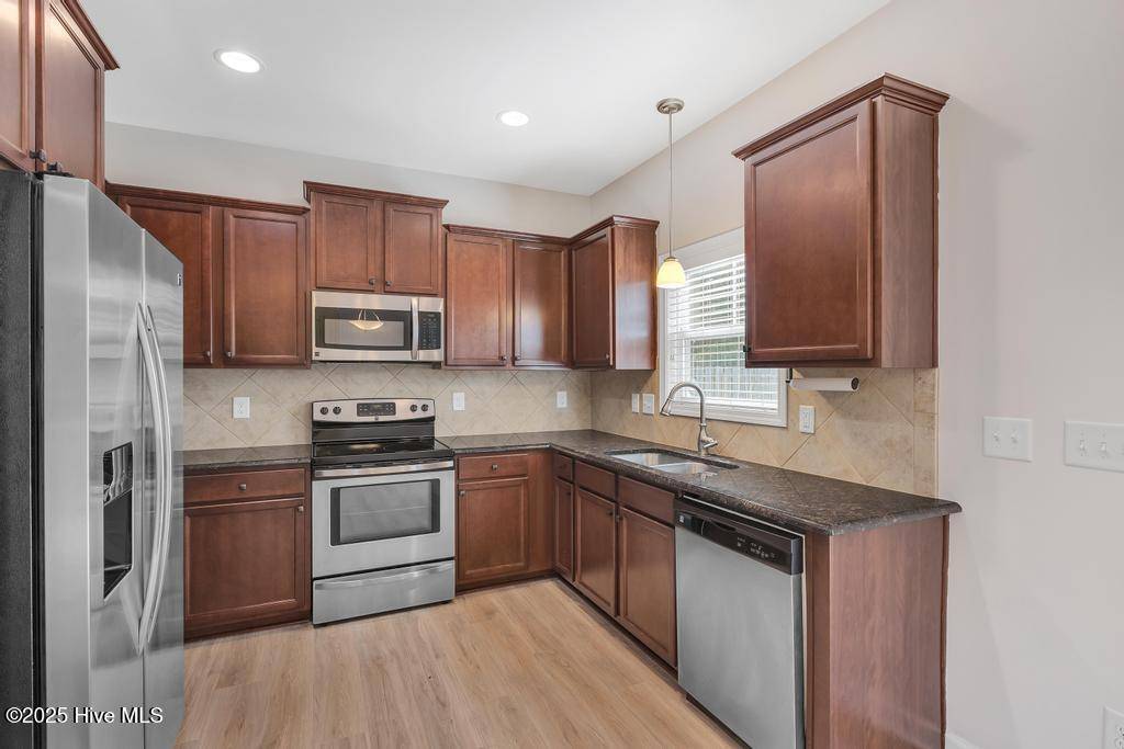Hampstead, NC 28443,117 Poplar Branch WAY