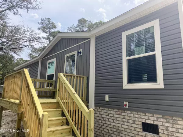 2090 N Tanglewood DR SW, Supply, NC 28462