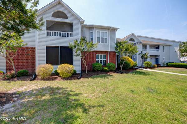 4112 Breezewood DR #Apt 101, Wilmington, NC 28412