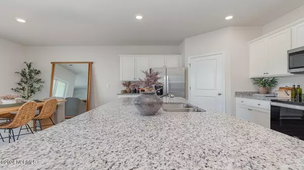 Ash, NC 28420,1241 Woodhouse DR NW