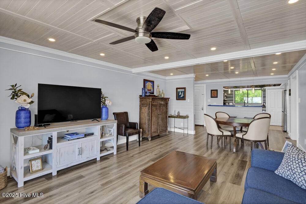 Carolina Beach, NC 28428,109 Teakwood DR #802