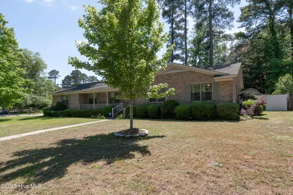 Greenville, NC 27858,1104 E Wright RD