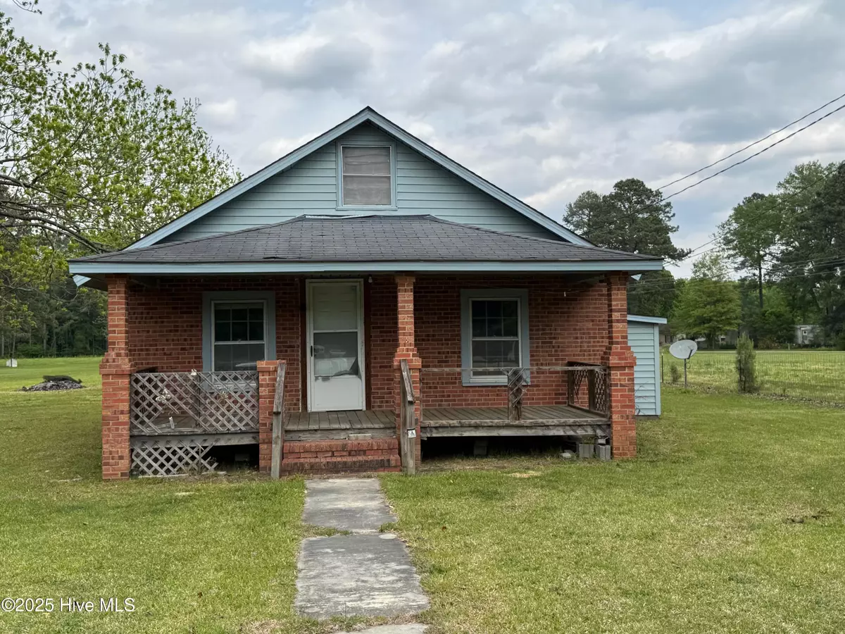 Roseboro, NC 28382,1012 E Mlk BLVD