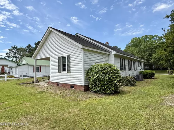 Williamston, NC 27892,3773 Bear Grass RD