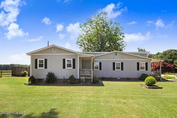 2590 Old Mt Olive HWY, Dudley, NC 28333