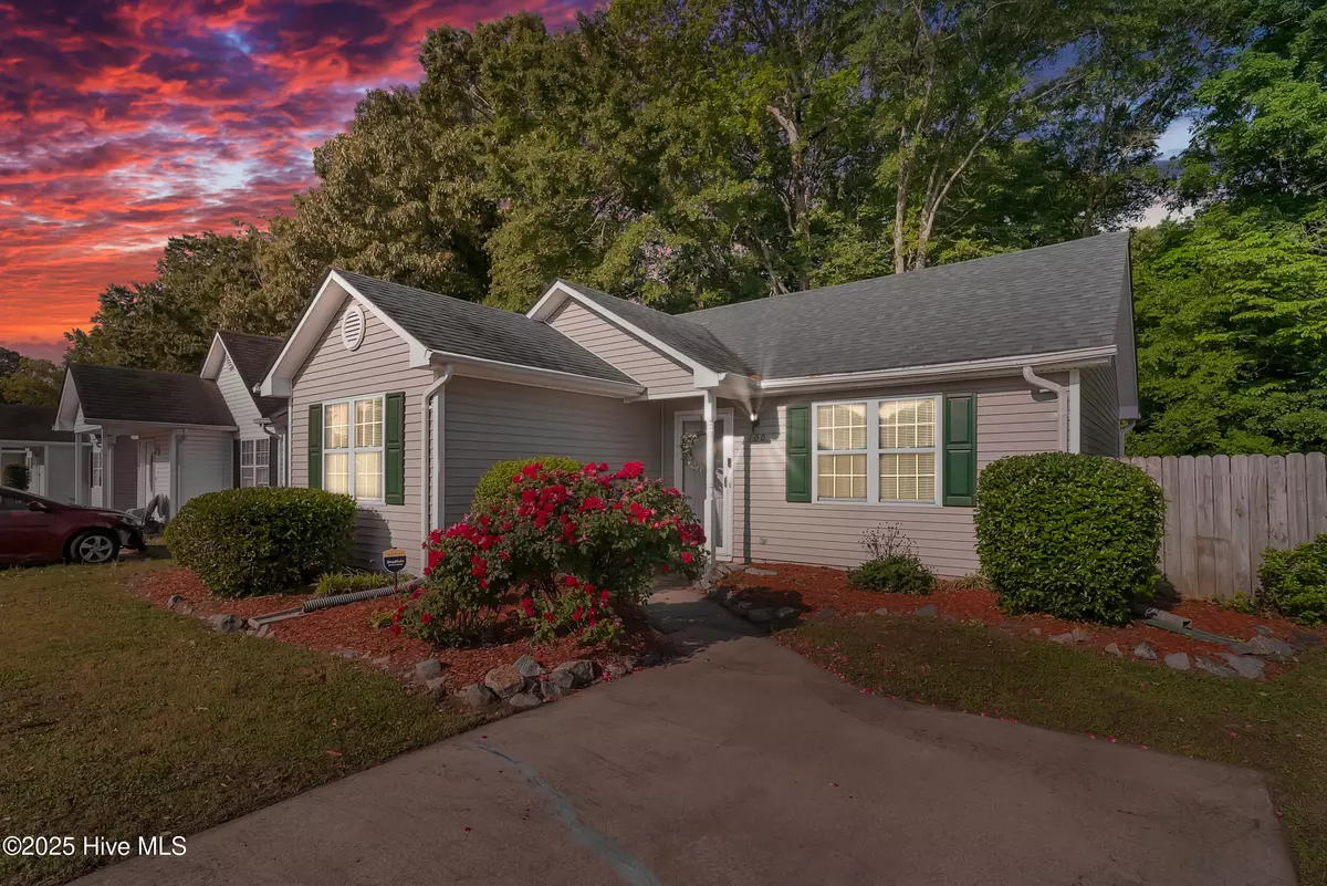 Elizabeth City, NC 27909,100 Sycamore LN