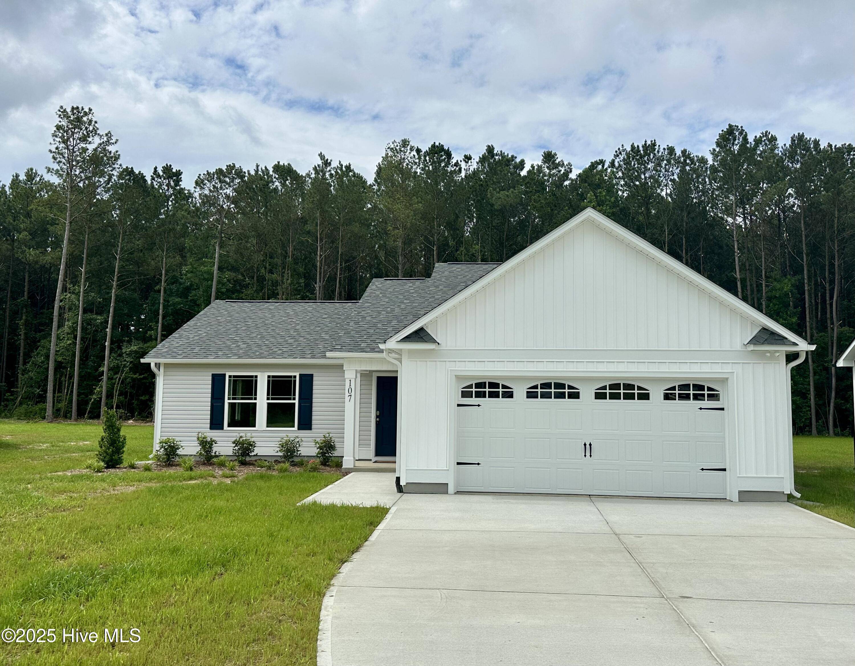 Kenly, NC 27542,107 Earnest WAY