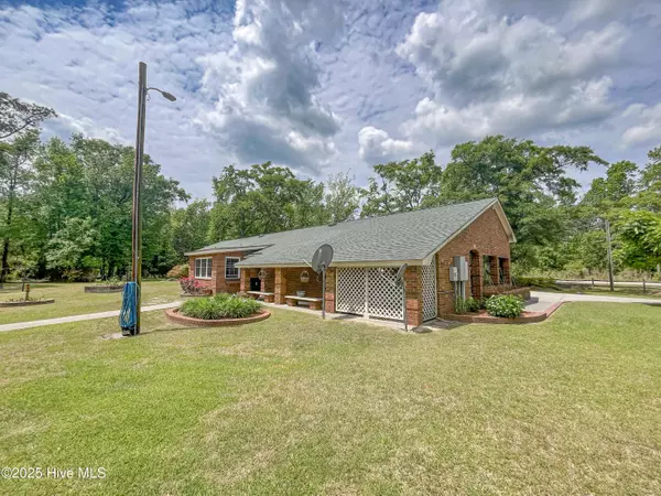 Rocky Point, NC 28457,9759 Nc Highway 210