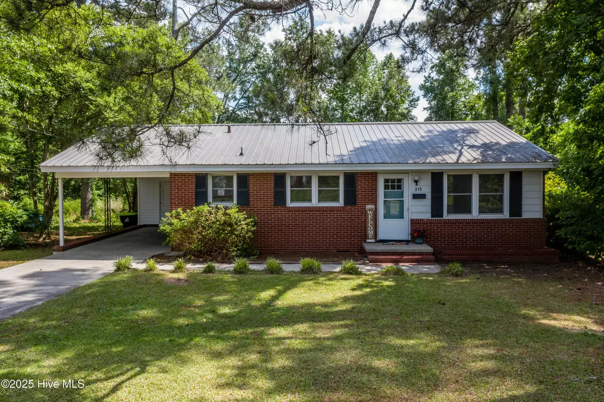 Whiteville, NC 28472,315 W Williamson ST