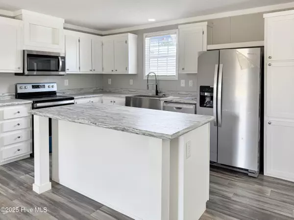 Castle Hayne, NC 28429,1017 Pine Ridge CT