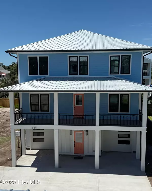 Carolina Beach, NC 28428,225 Greenville AVE