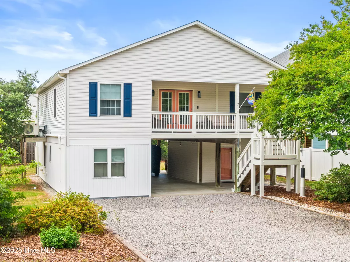 Oak Island, NC 28465,117 NE 52nd ST