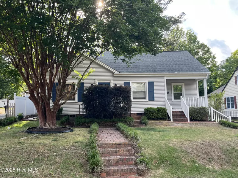 436 Rollingwood CIR, Fayetteville, NC 28305