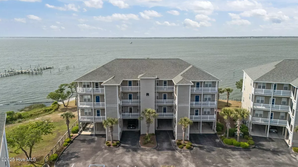 Indian Beach, NC 28512,1700 Salter Path RD #R-102