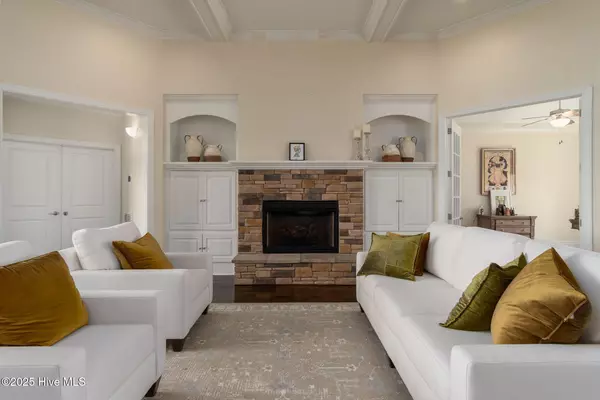 New Bern, NC 28562,111 Rollingwood DR