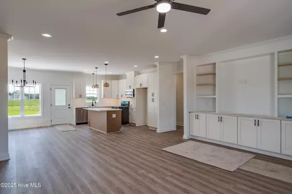 Ayden, NC 28513,5162 Rountree RD